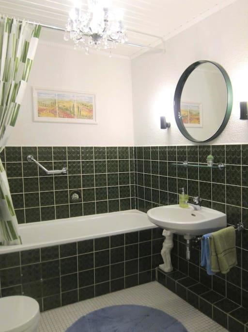 Modernes 1 Zimmer Luxusappartement Kleiner Roland Mit Parkplatz Und Balkon In Bremen Naehe Zentrum Exterior foto